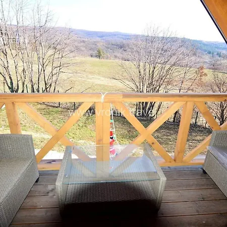 Joka I Drvene Kucice * ורדניק