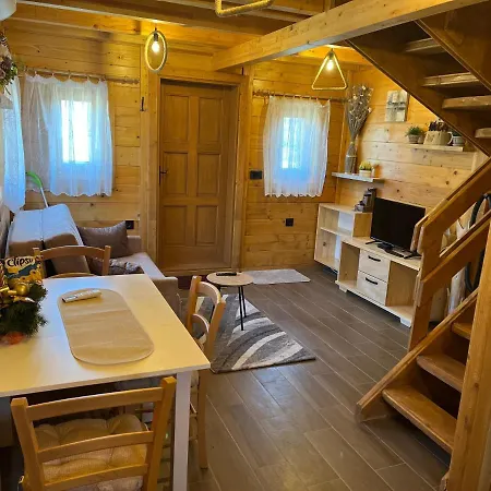Joka I Drvene Kucice Holiday home *