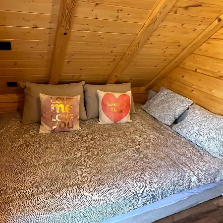 Joka I Drvene Kucice *