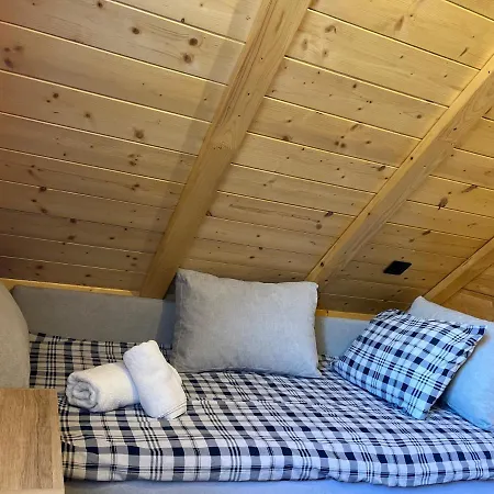 Joka I Drvene Kucice *