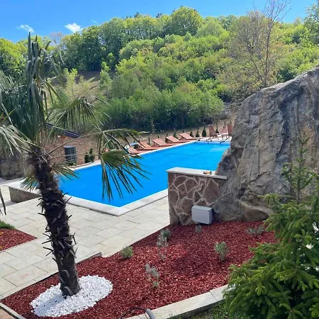 Joka I Drvene Kucice *