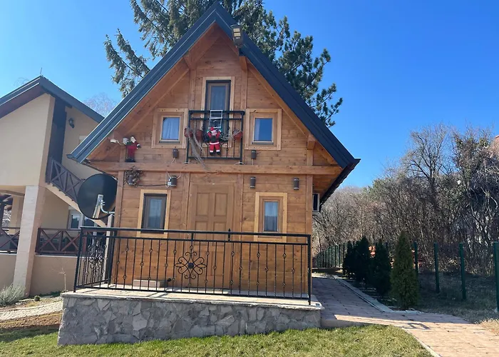 Joka I Drvene Kucice