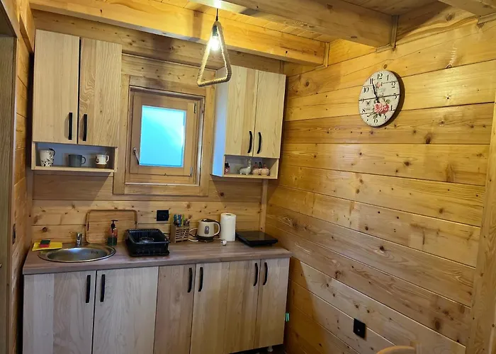 Joka I Drvene Kucice