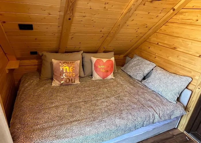 Joka I Drvene Kucice *