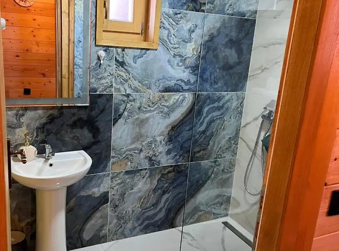 Joka I Drvene Kucice * 维尔蒂尼克