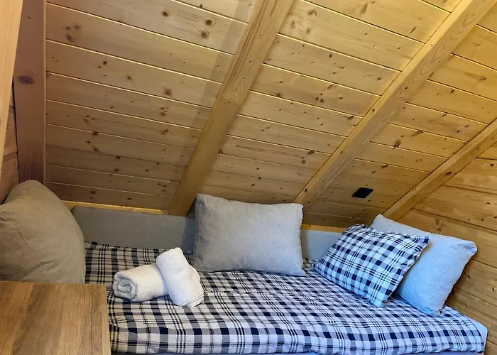 Joka I Drvene Kucice *